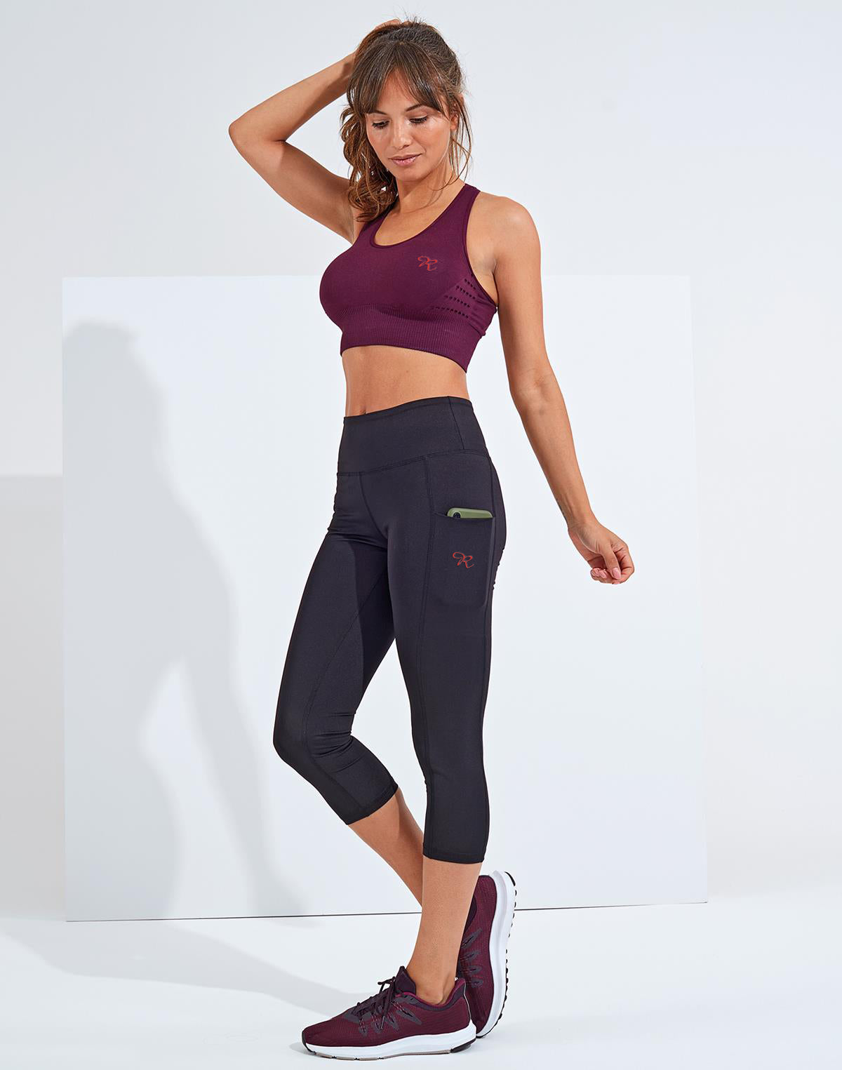 Discover Rival's women's Leggings collections, where style meets performance. From sleek activewear to casual classics, explore versatile designs crafted for the modern woman